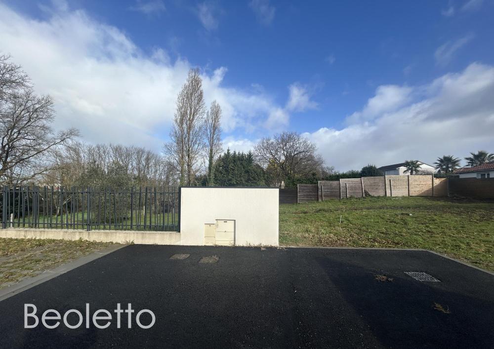 lot 10 666m² terrain cloture