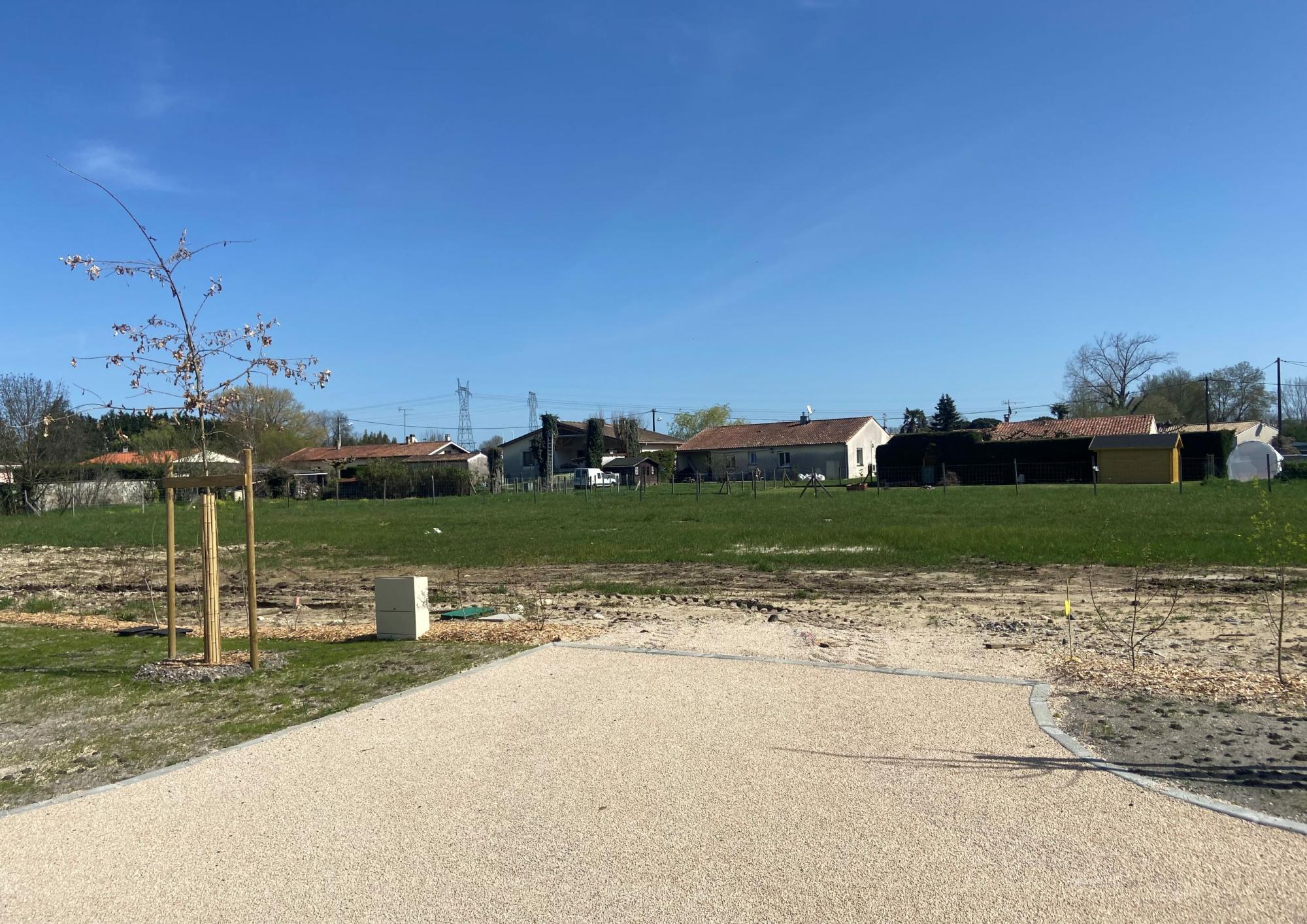 Lot 3 terrain viabilisé, terrain a vendre, terrain pas cher medoc, terrain à batir, terrain en lotissement, terrain meilleur prix, terrain plat, terrain direct vendeur, terrain à vendre autour de moi, terrain petit budget